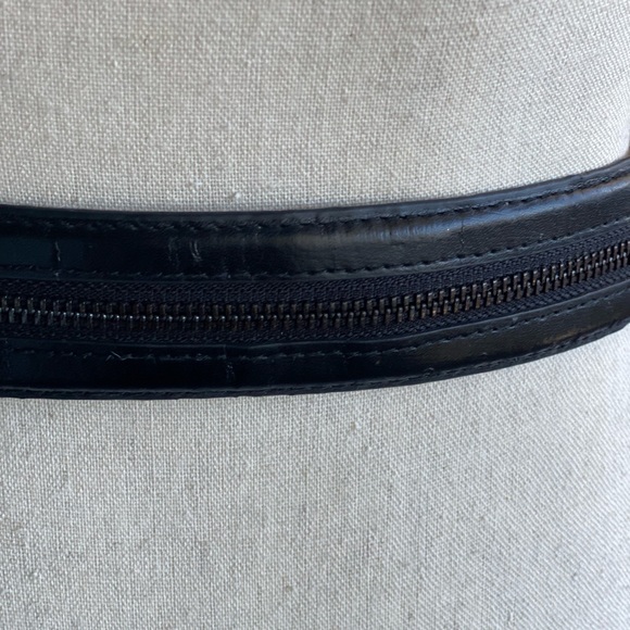 BCBG toggle and chain belt in black - Picture 4 of 13